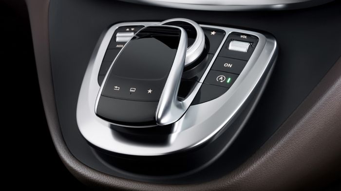 Η V-Class διατίθεται προαιρετικά και με το 7G-Tronic, ένα αυτόματο κιβώτιο 7 σχέσεων με διπλό συμπλέκτη.